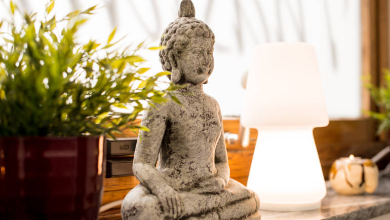 Thasiana-Kosmetik-Buddha.jpg